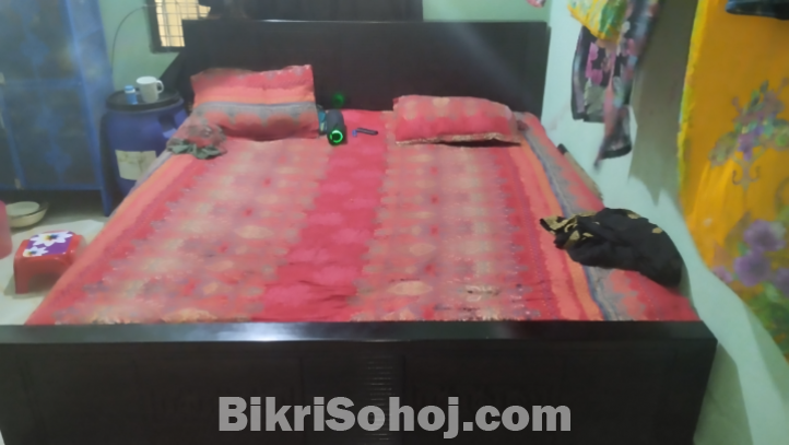 খাট+ ওয়ারড্রপ
